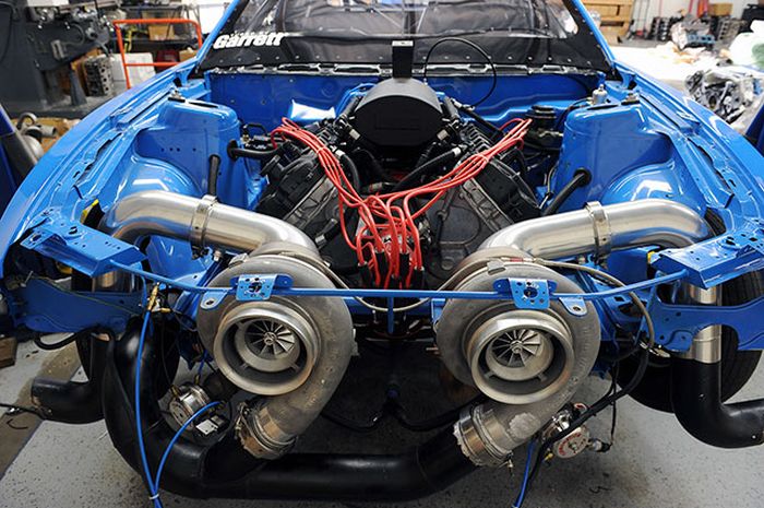 Twin-turbo sports cars