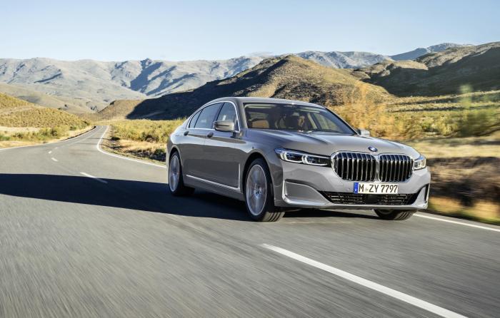 Luxury car review sites